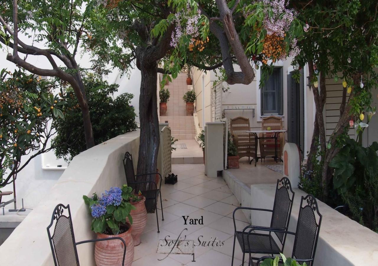 Sofi'S Suites Andros Bagian luar foto
