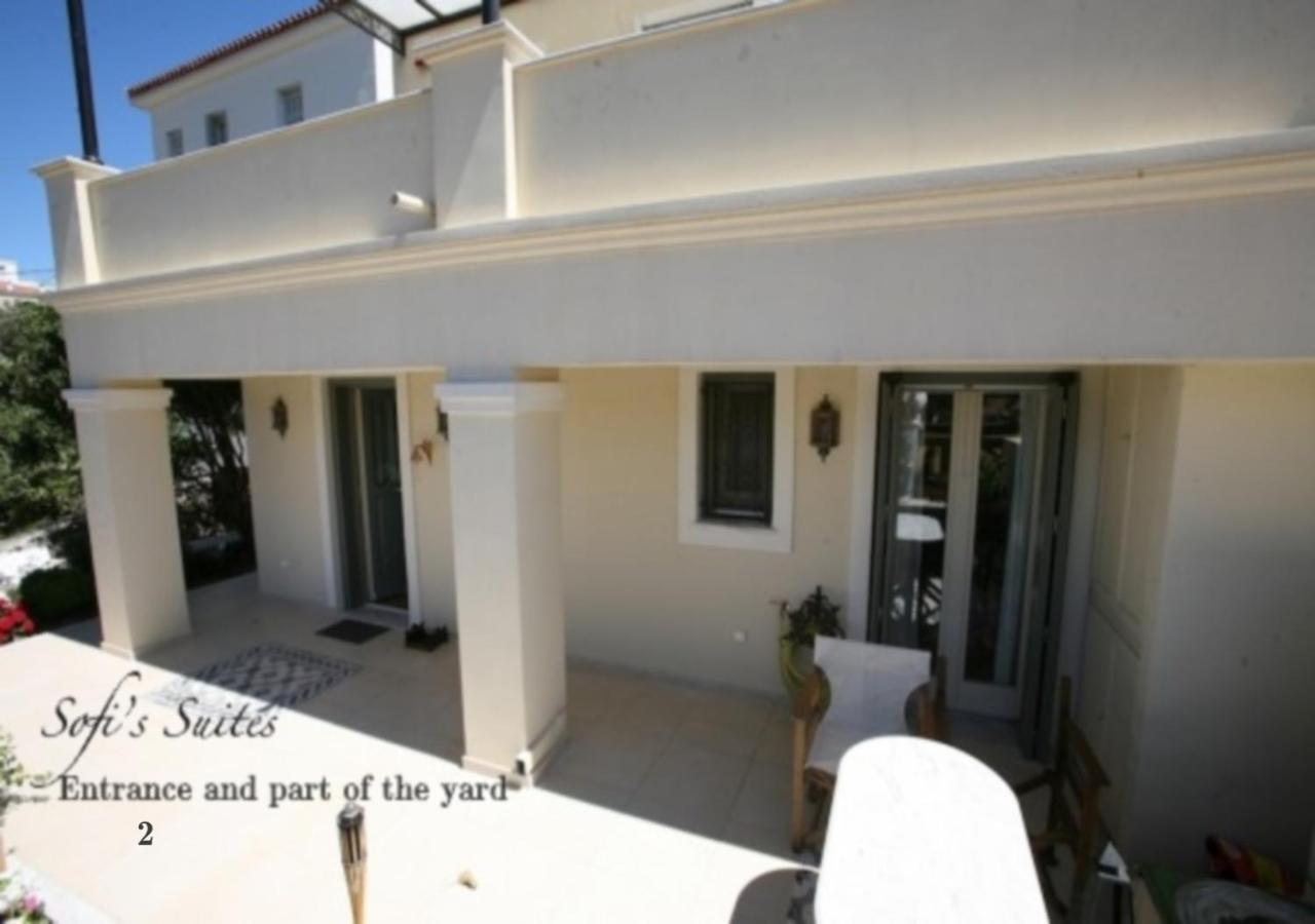 Sofi'S Suites Andros Bagian luar foto