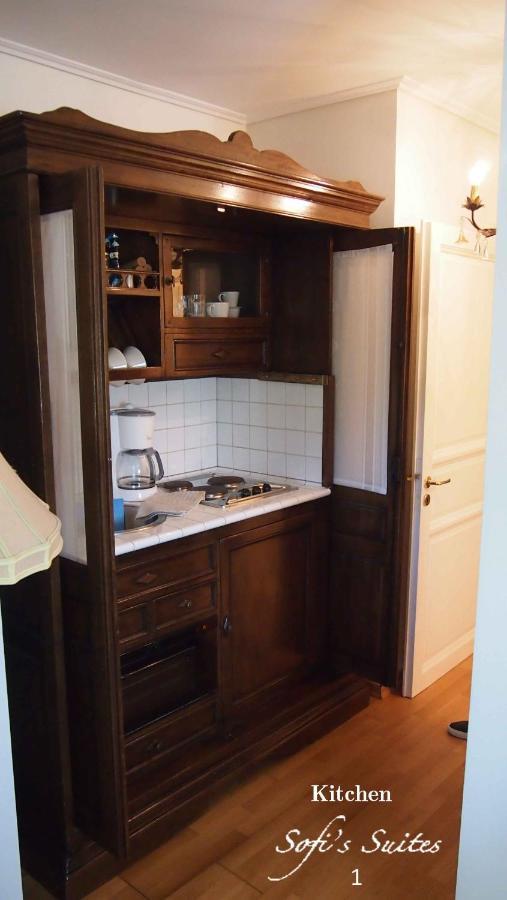 Sofi'S Suites Andros Bagian luar foto